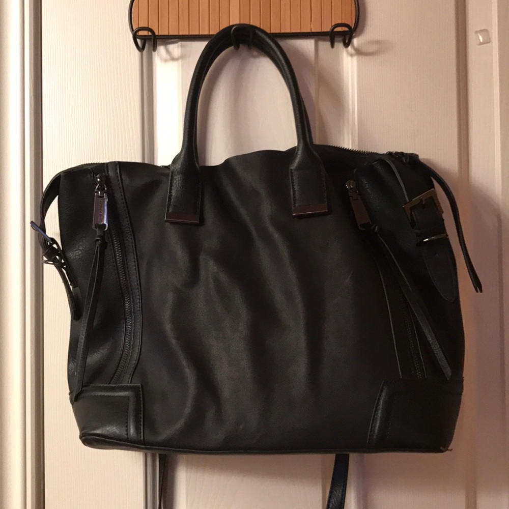 Black Steve Madden bag